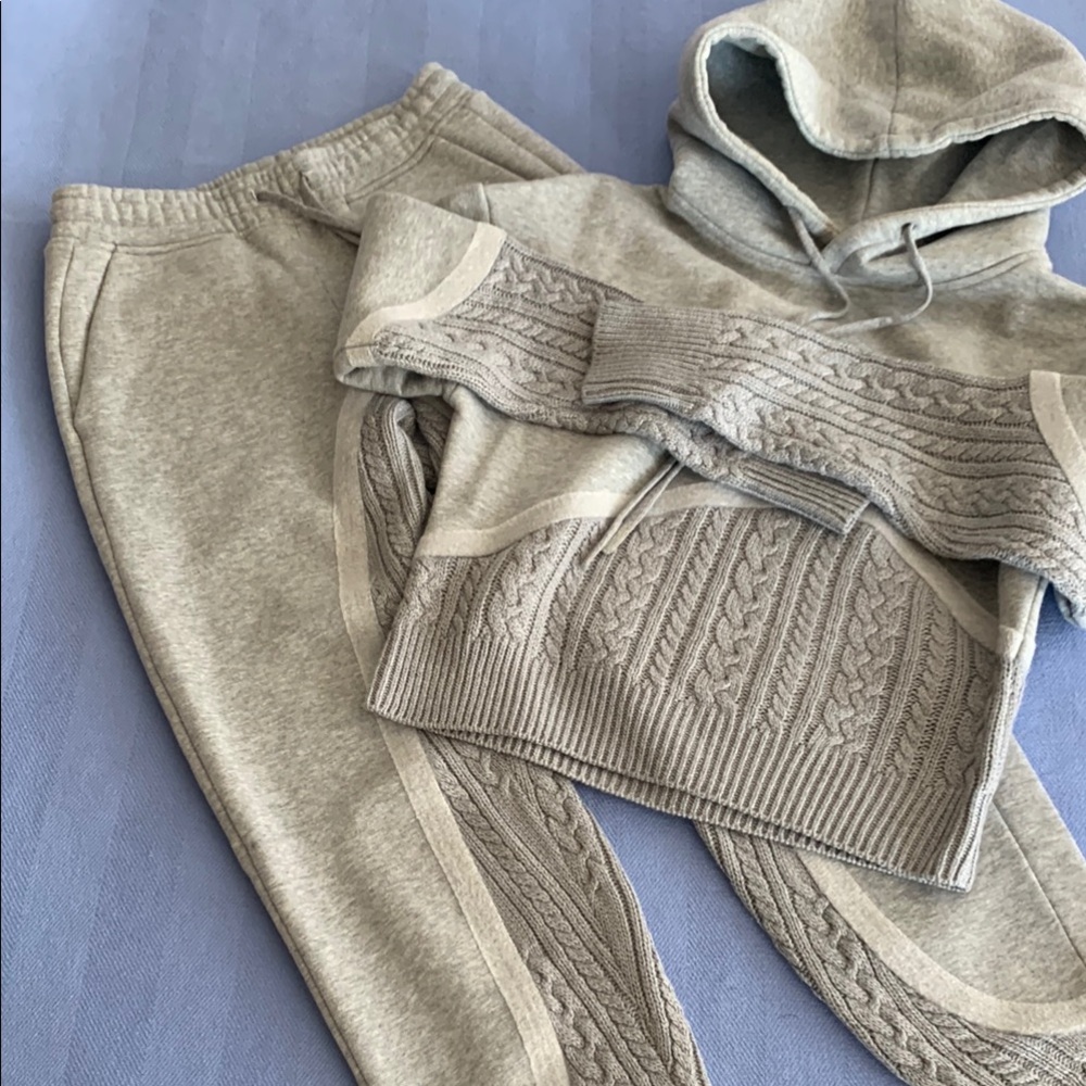 Twenty Gray Cable Knit Jogger Set